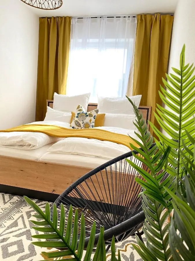 Step Apartments - Grosses 103M2-Apartment - Zentrumsnah - Kliniknaehe - Netflix - Tv - Grosser Balkon - Wifi Mit 1000Mbit Bad Aibling